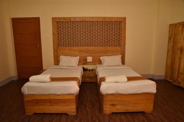 Hotel City Palace Inn 실롱 외부 사진